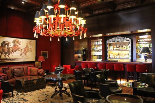 Edle Perserteppiche für Luxusrestaurants